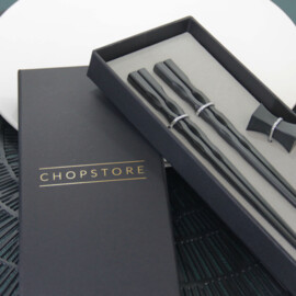 Iyo chopsticks in cadeauverpakking (2 setjes chopsticks + 2 rests)