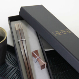 Masaki Traditional chopsticks in cadeauverpakking (1 setje chopsticks + 1 rest)